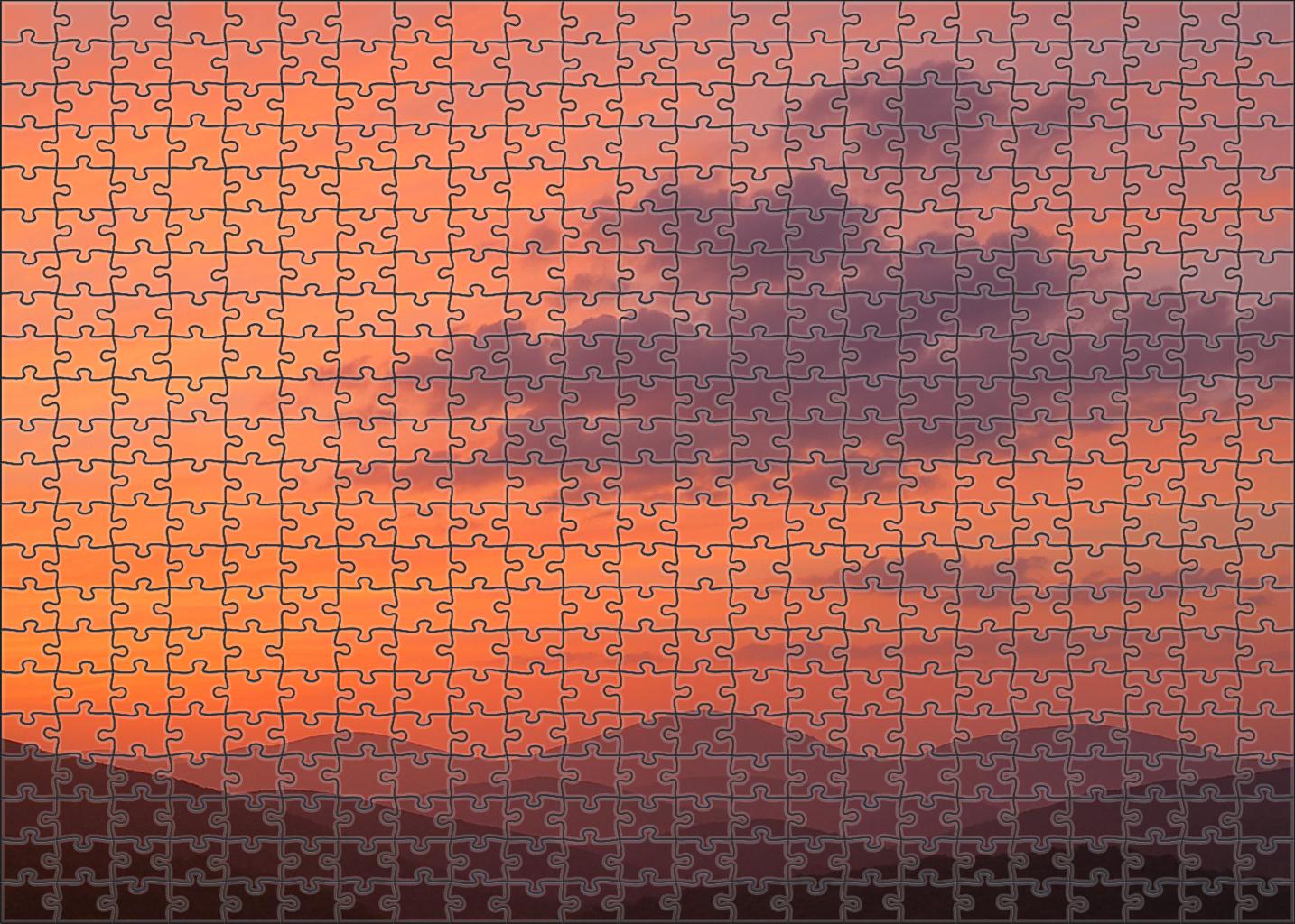 Peach Horizon Glow 200 Piece Puzzle