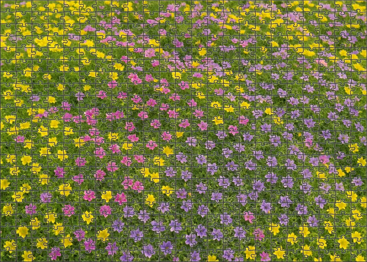 Spring Meadow Quilt 200 Piece Puzzle