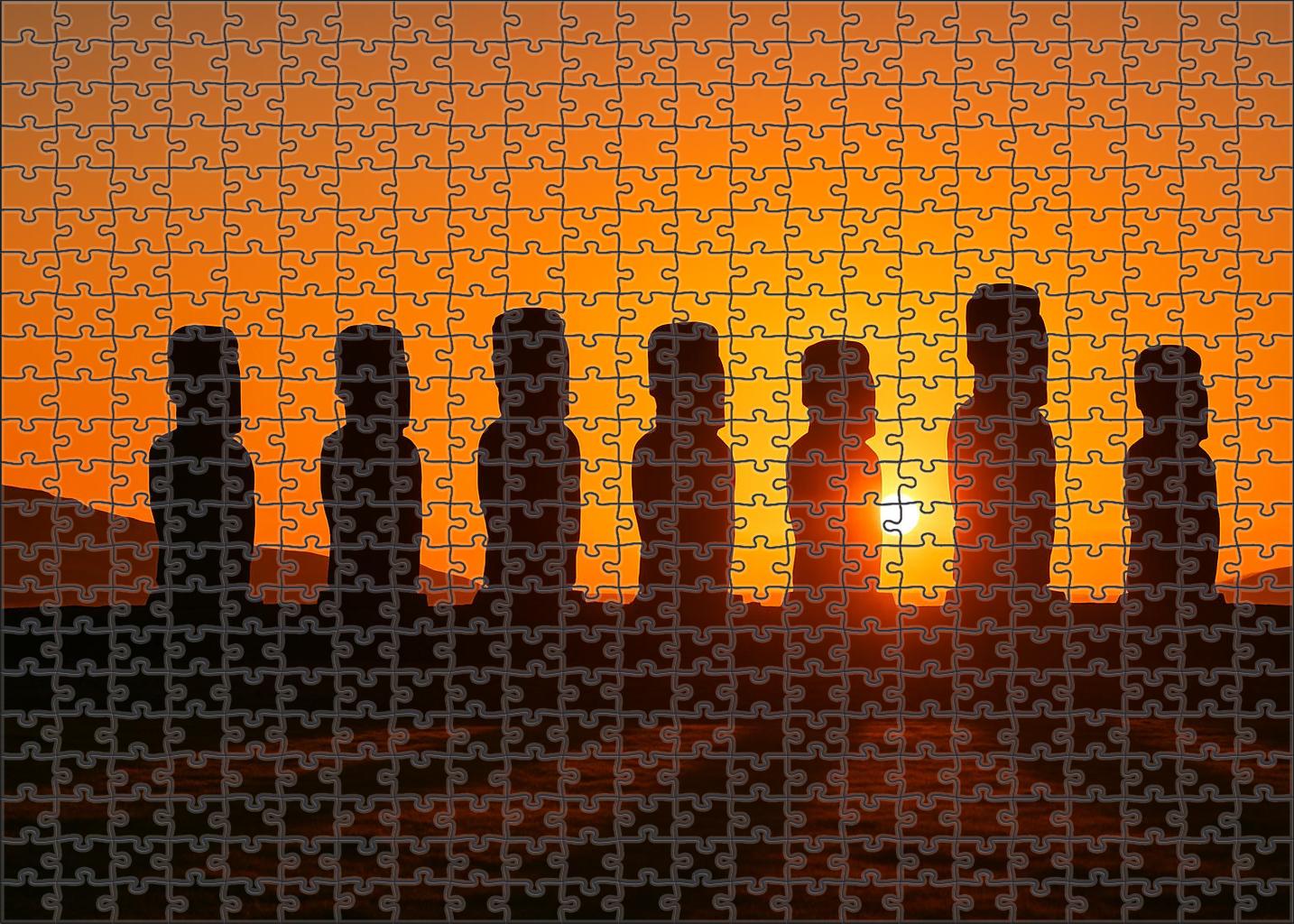 Moai Statues Easter Island Chile Identified By 5690 Worldwide As Enigmatic Stone Giants Of Polynesian Heritage Unique Puzzle Design