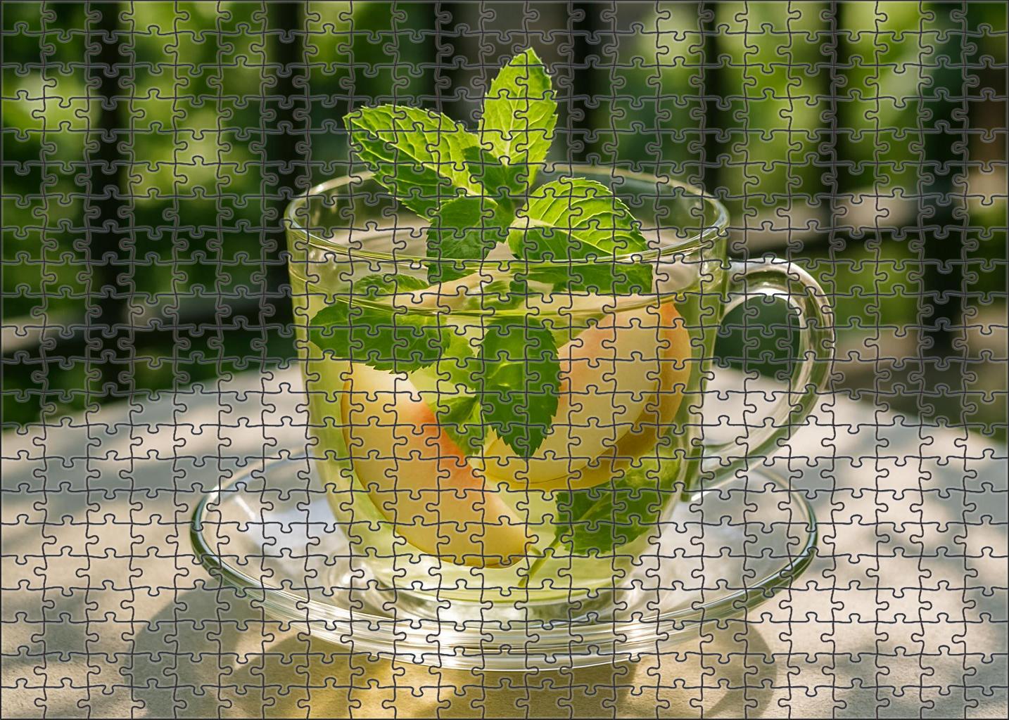 Frosted Petal Refreshing Green Tea With Mint And White Peach Essence 50 Piece Puzzle