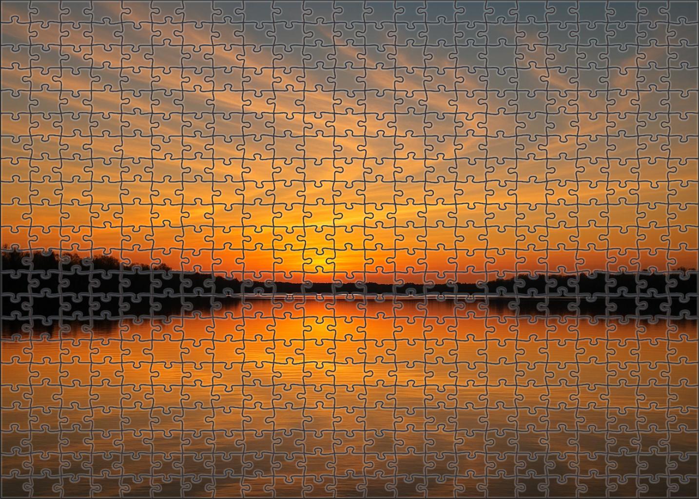 Golden Ripple Lake 100 Piece Puzzle