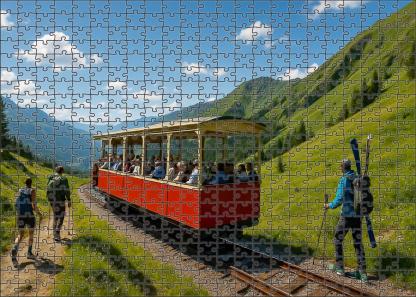 Compressed Air-driven Mountain Tramway 500 Piece Puzzle