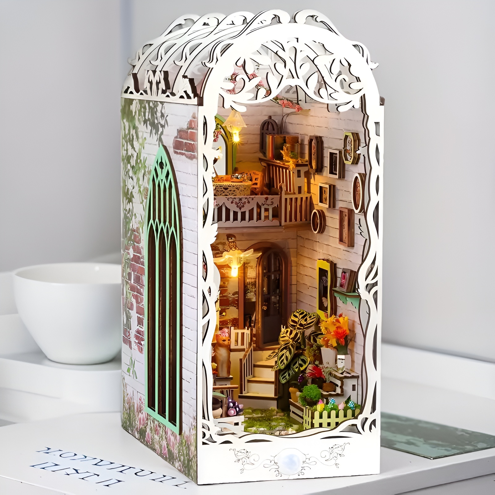 Mini Flower House Book Nook Model Kit