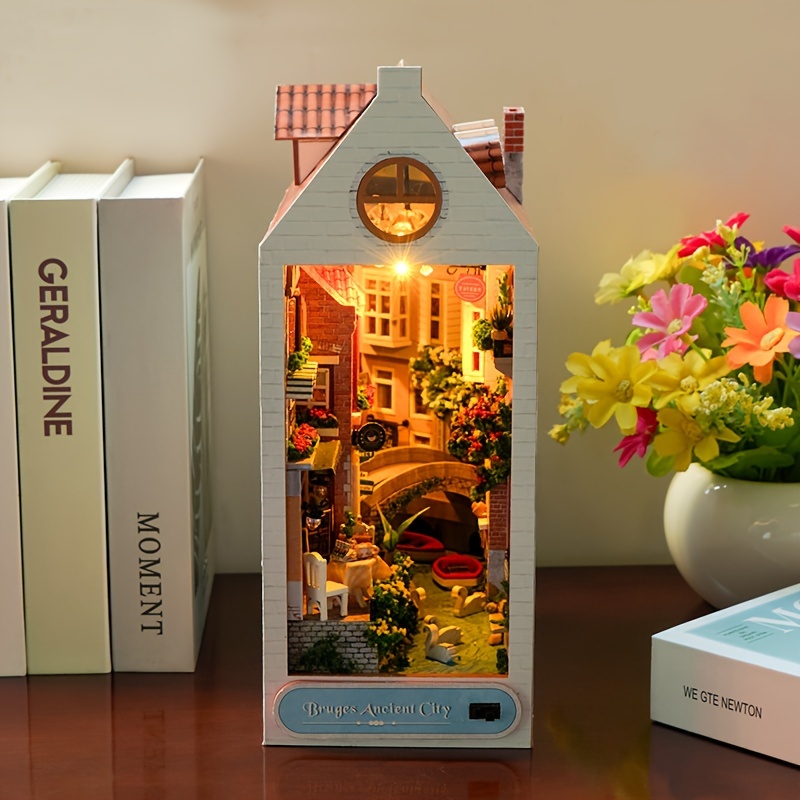 DIY 3D Bruges City Book Nook Book Stand