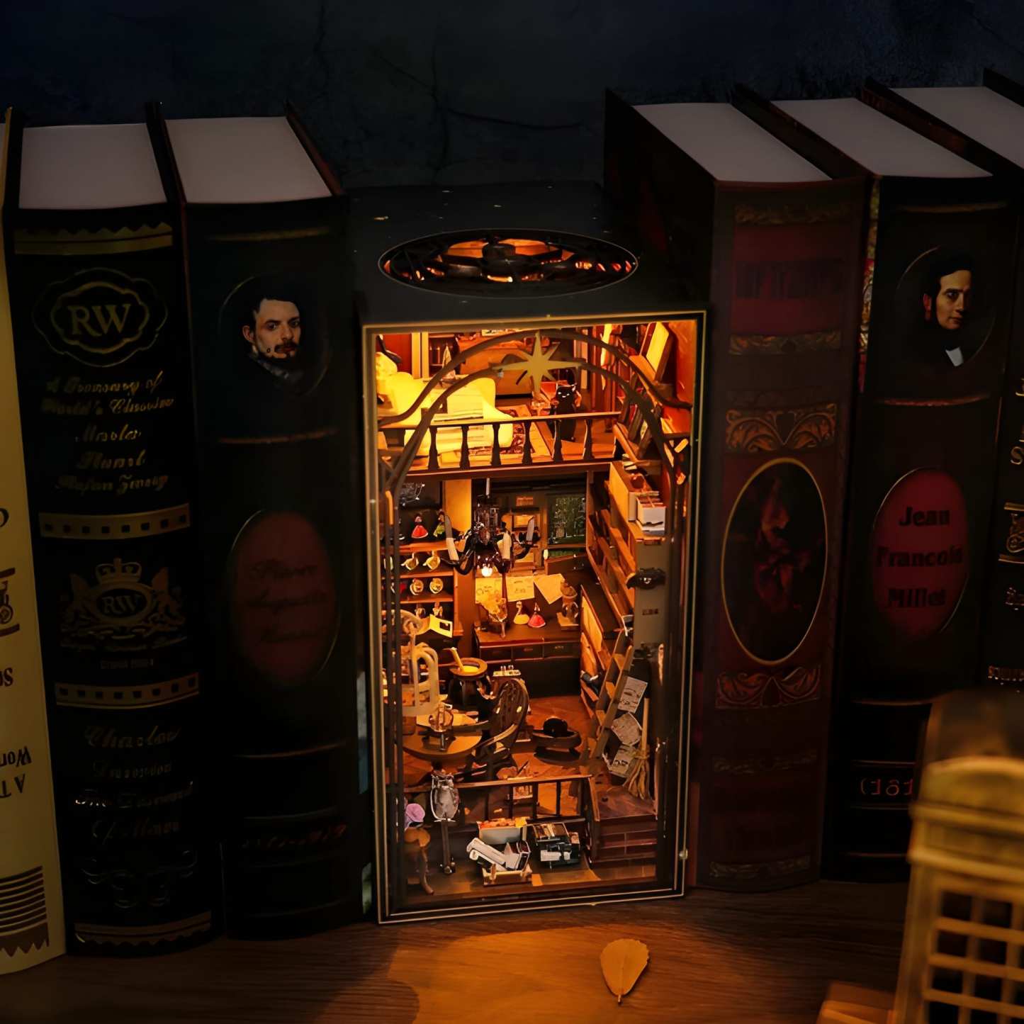 Mira Magic House DIY Book Nook Kit