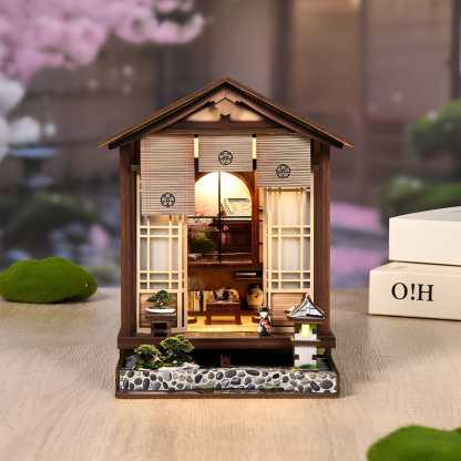 Moss Lantern Garden DIY Book Nook Kit