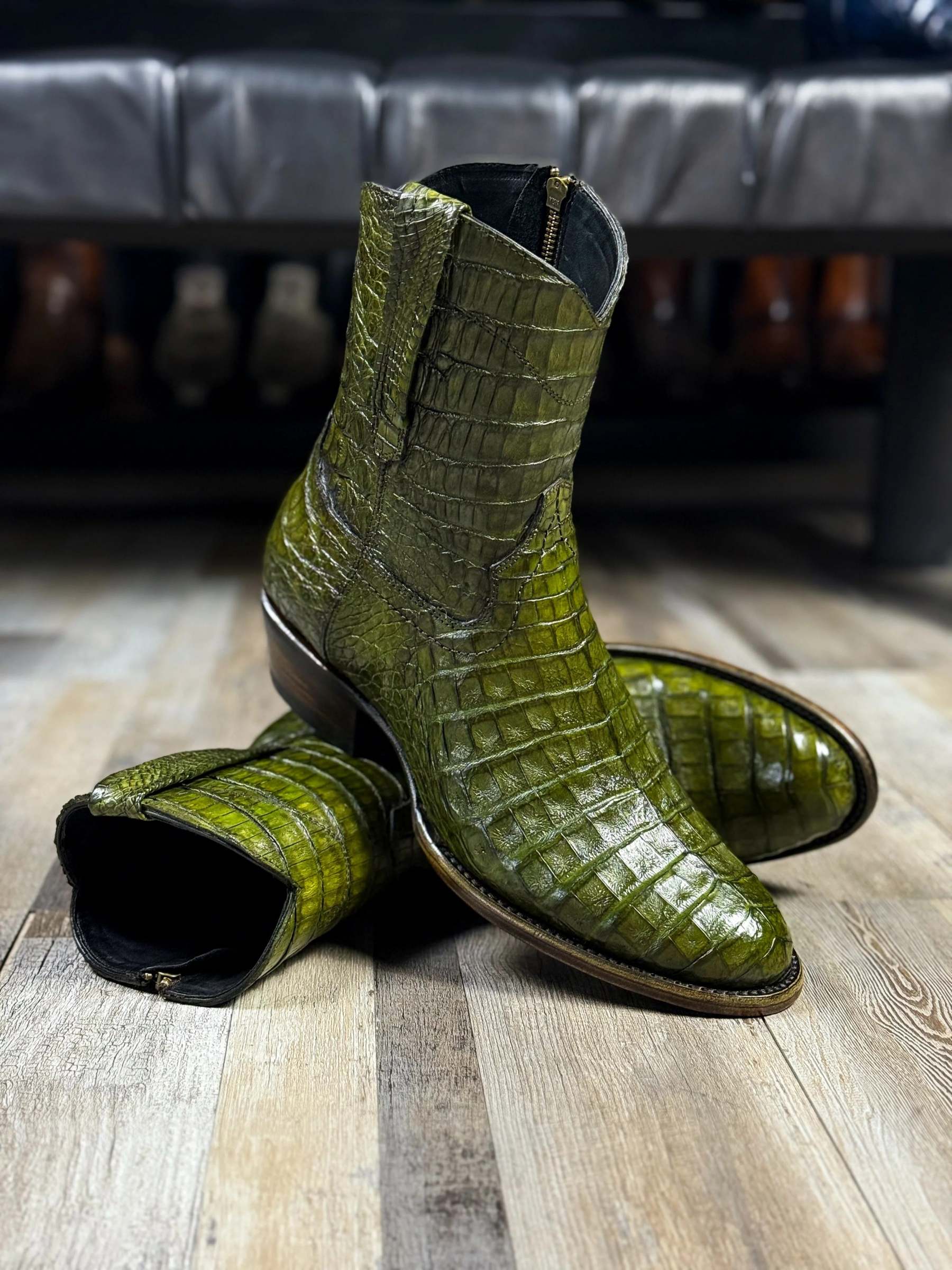 Full Crocodile Fuscus Boots Oval