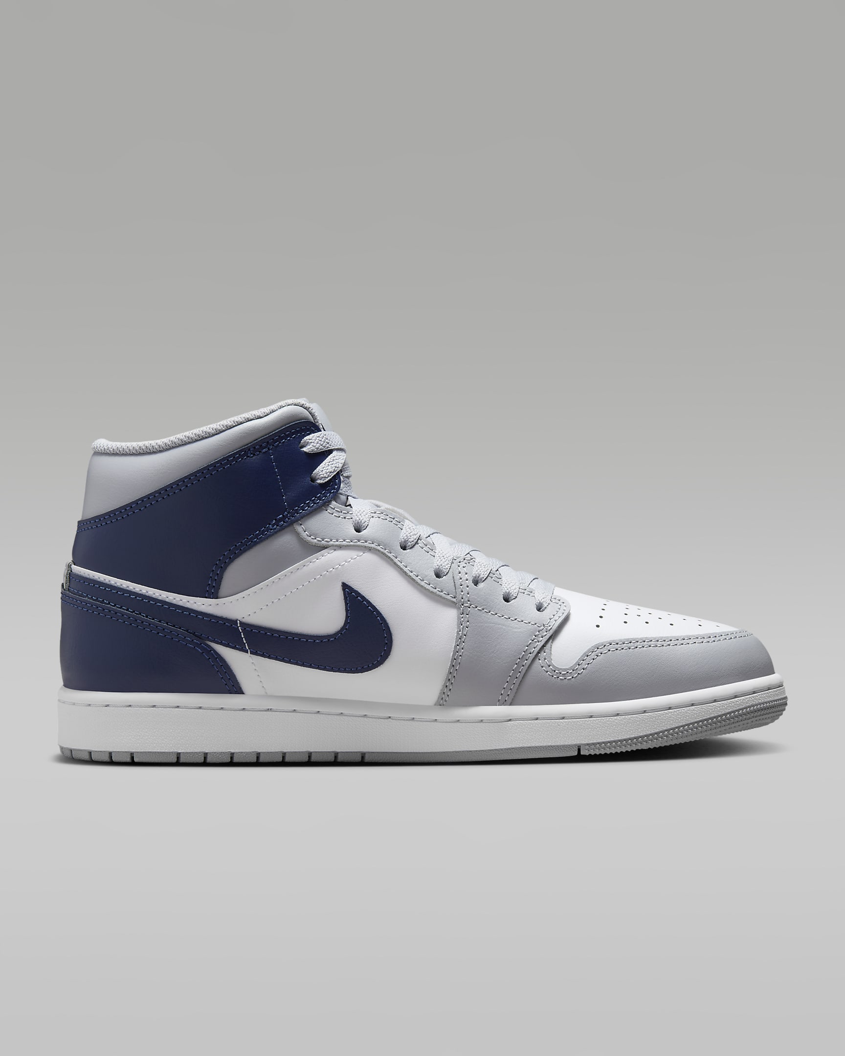 Air Jordan 1 Mid Shoes