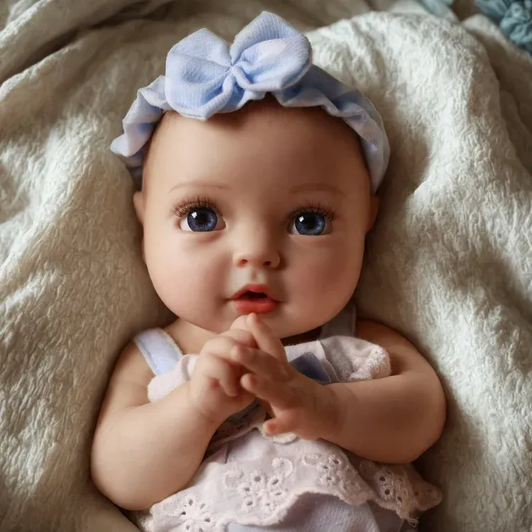 Incredibly Lifelike Silicone Doll 👶 with a Realistic Weight & Warm Touch ❤️✨