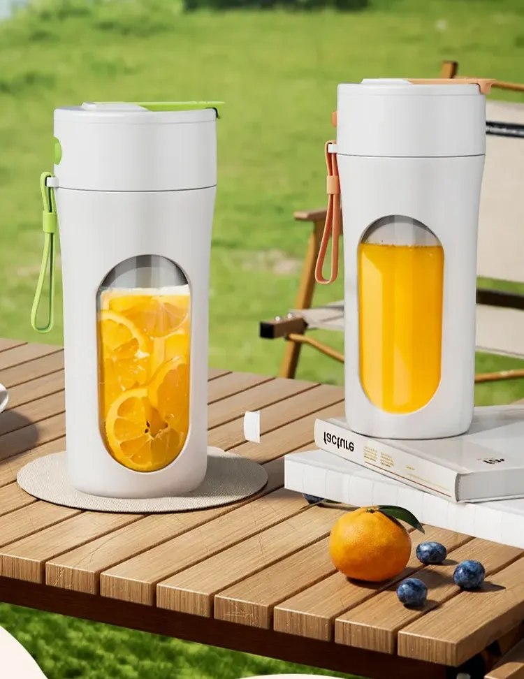 Tragbarer Saftbecher mit 12-Blatt-Stahlmesser