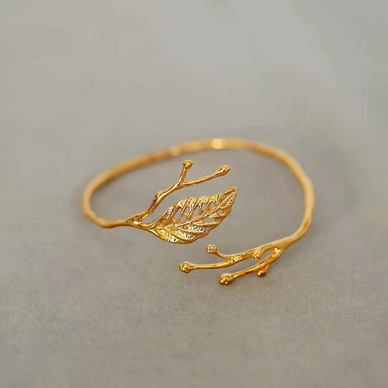 Designer Delicate & Elegant Bracelet