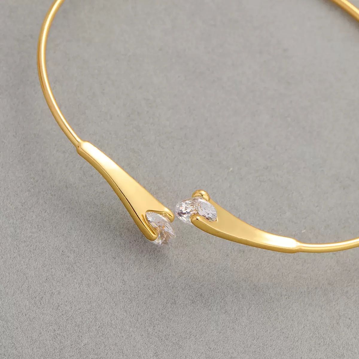 Designer Delicate & Elegant Bracelet