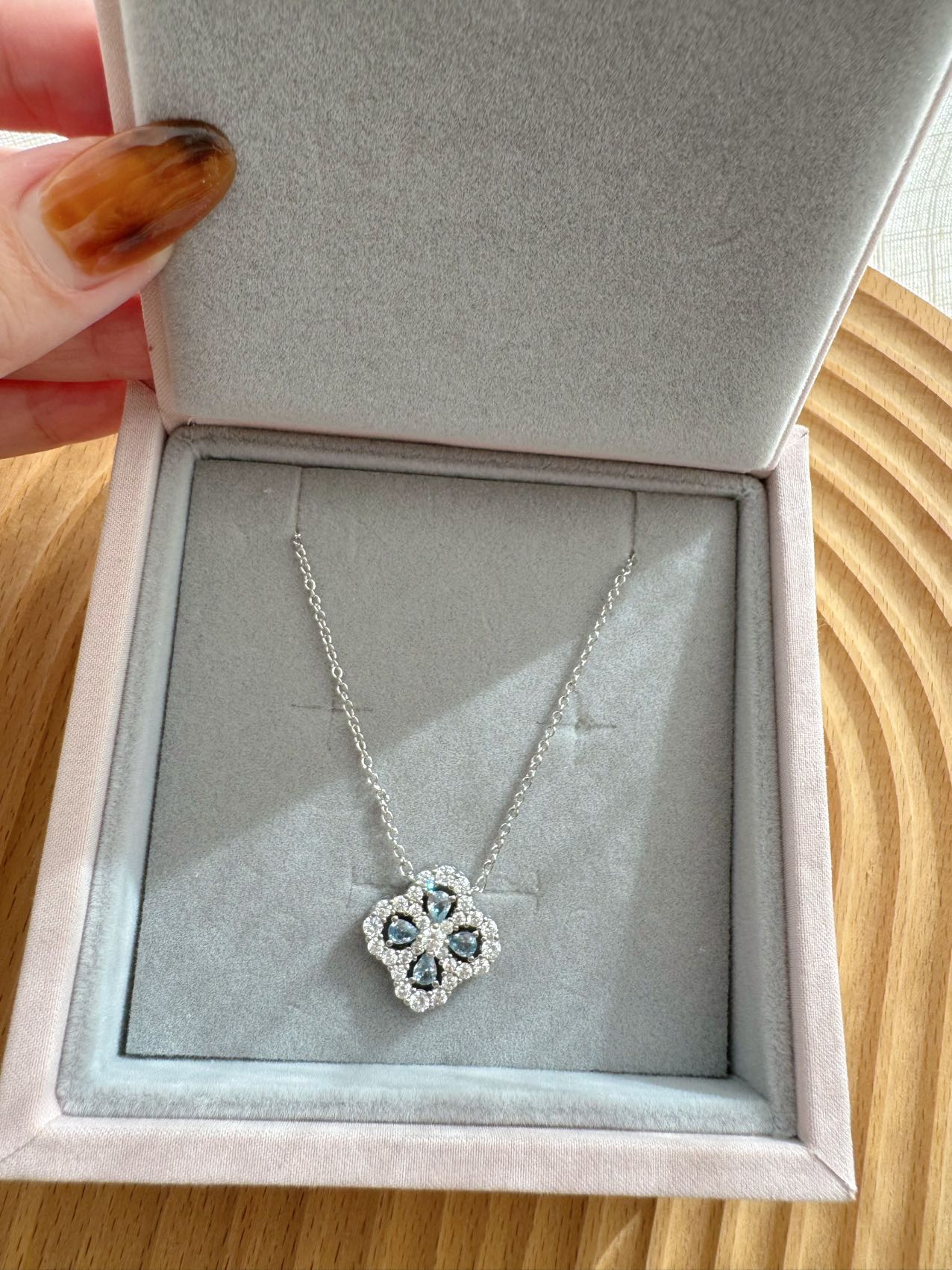 Four-Leaf Clover Full-Zircon Pure Silver Necklace
