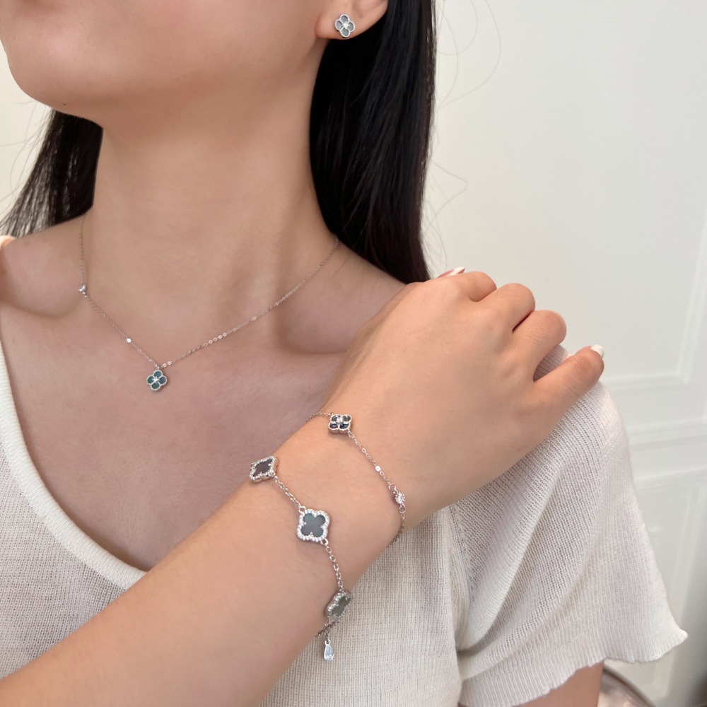 Pearlescent Gray Mother-of-Pearl