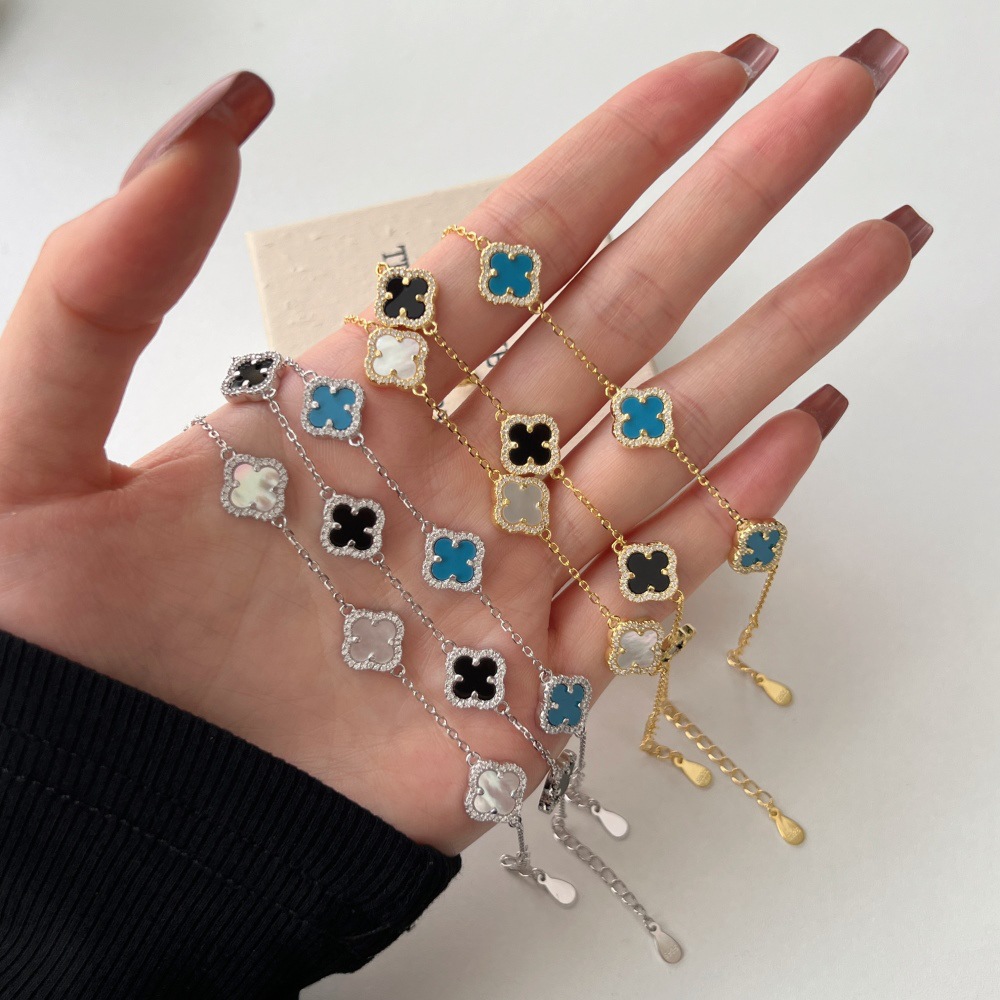 Light Luxury Clover Mother-of-Pearl Bracelet 