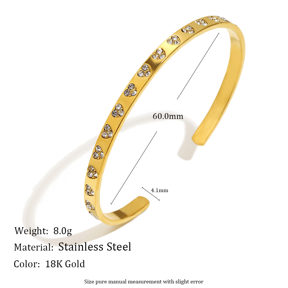 Elegant Stylish Hollow Heart 18K Gold Bangle