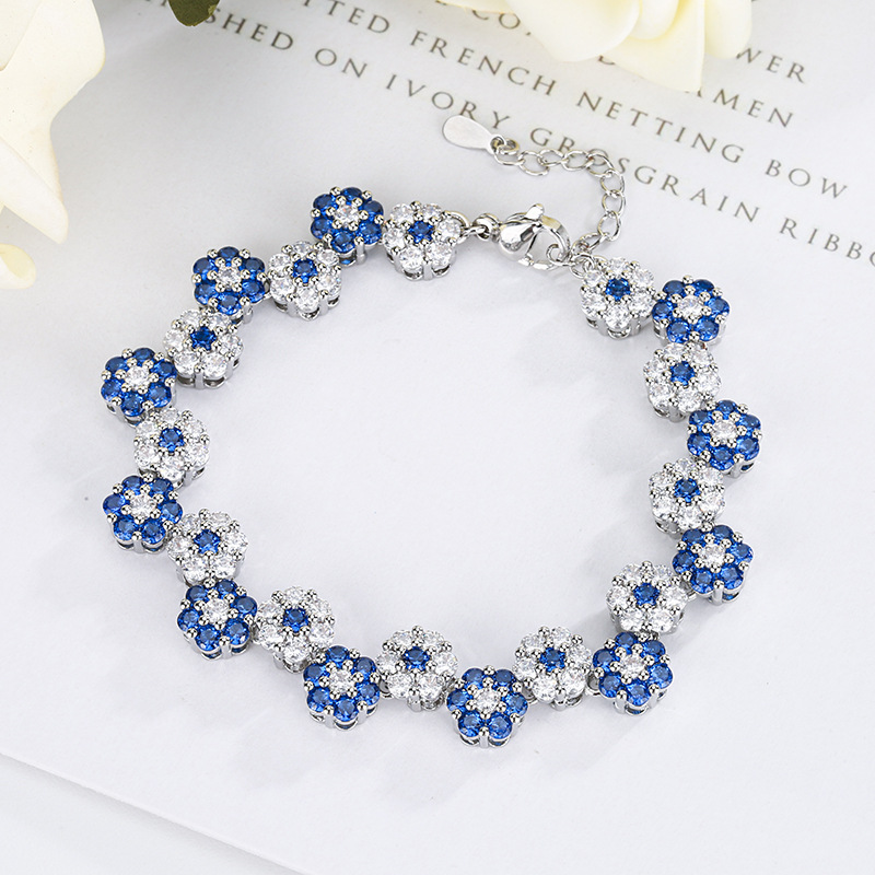 High-end Light Luxury Flower Necklace & Bracelet