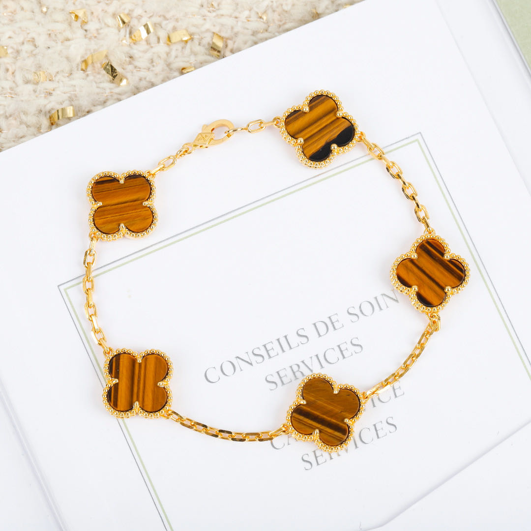 Bracelet Necklace Ring Earrings