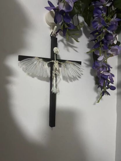 2003 Ornamental Bird Bone Cross Charm Gothic Home Decor Craft Miniature Animal Skeleton Replica Wall Hanging Spiritual Art