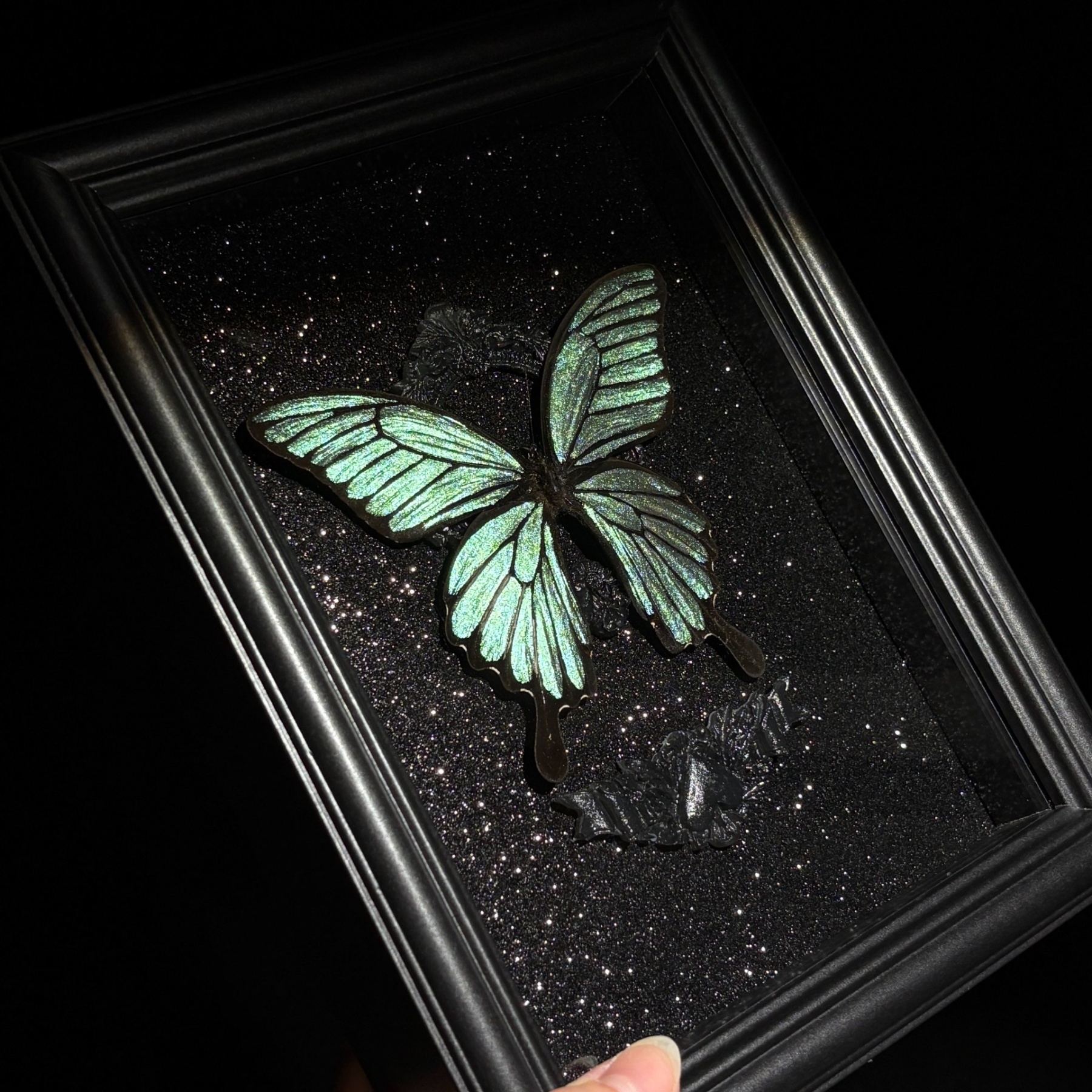 2151 Boutique series Real Butterfly Specimen Swallowtail on Hand Painted Board Insect Art Display Animal Taxidermy Frame Decor Home Gift 