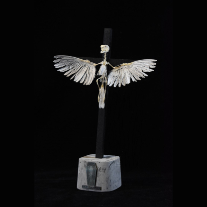 2003 Ornamental Bird Bone Cross Charm Gothic Home Decor Craft Miniature Animal Skeleton Replica Wall Hanging Spiritual Art