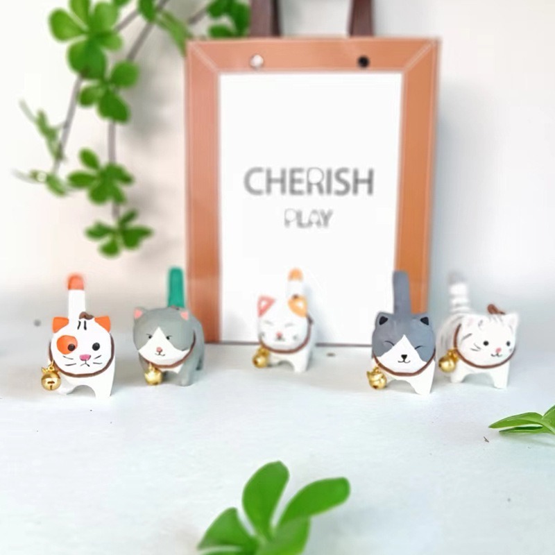 😺Wooden Hand-Carved Cat Ornament