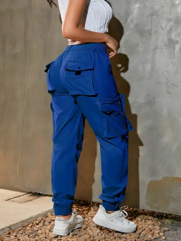 Women’s cotton cargo pants with multiple practical pockets.