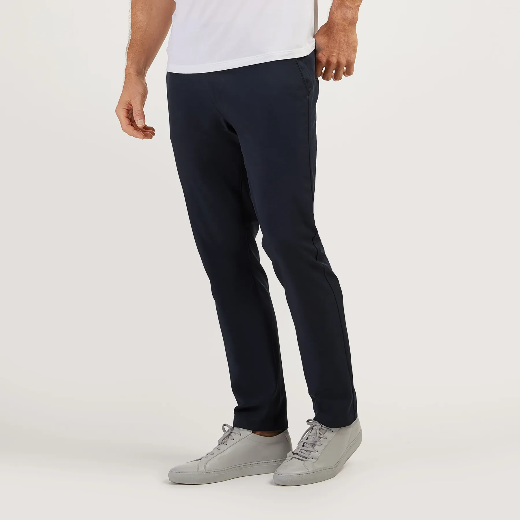⚡Men's 5-Pack - Tech Slim Pants