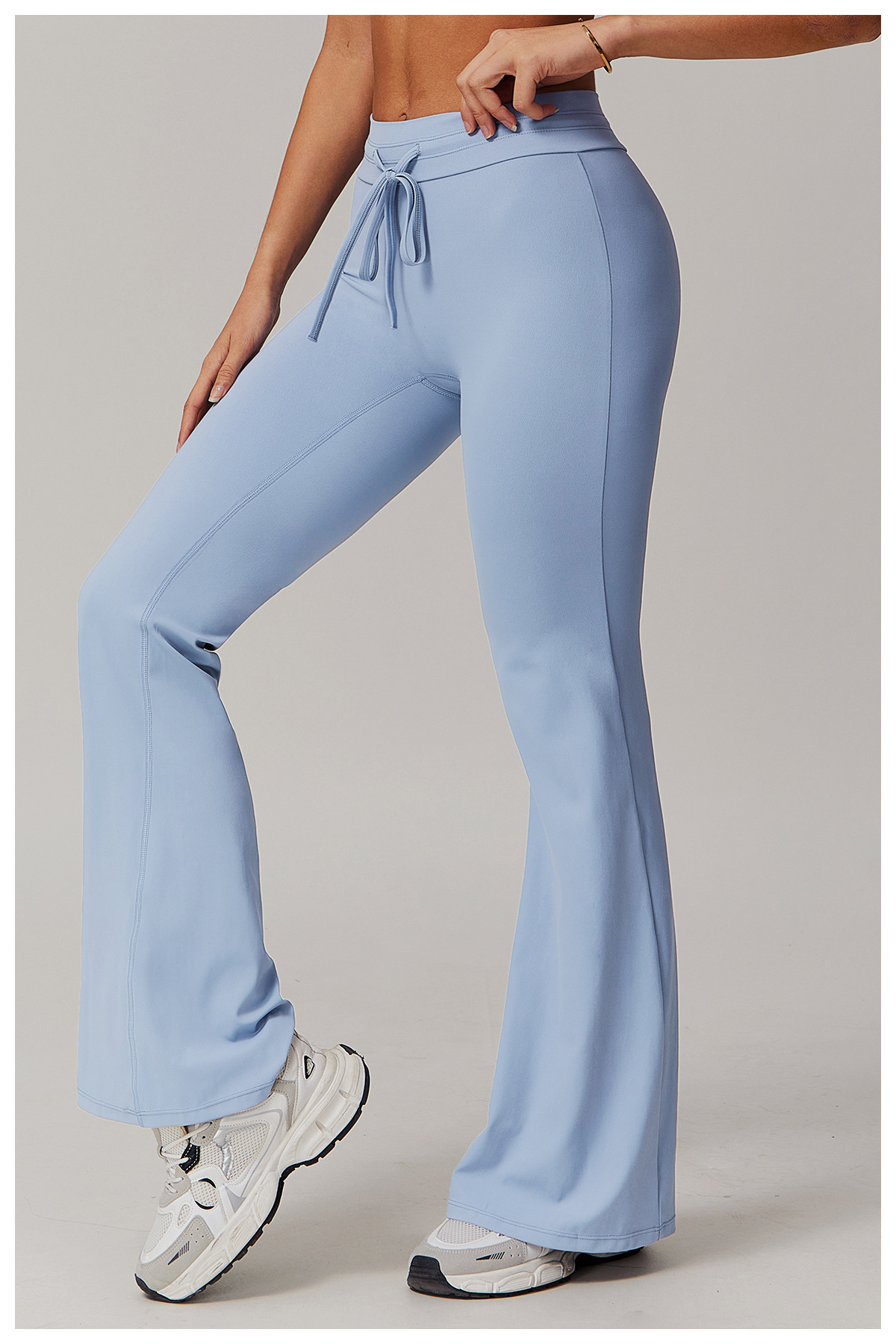 Ombreezy High-Waist Flared Yoga Trousers with Sculpting Fit"