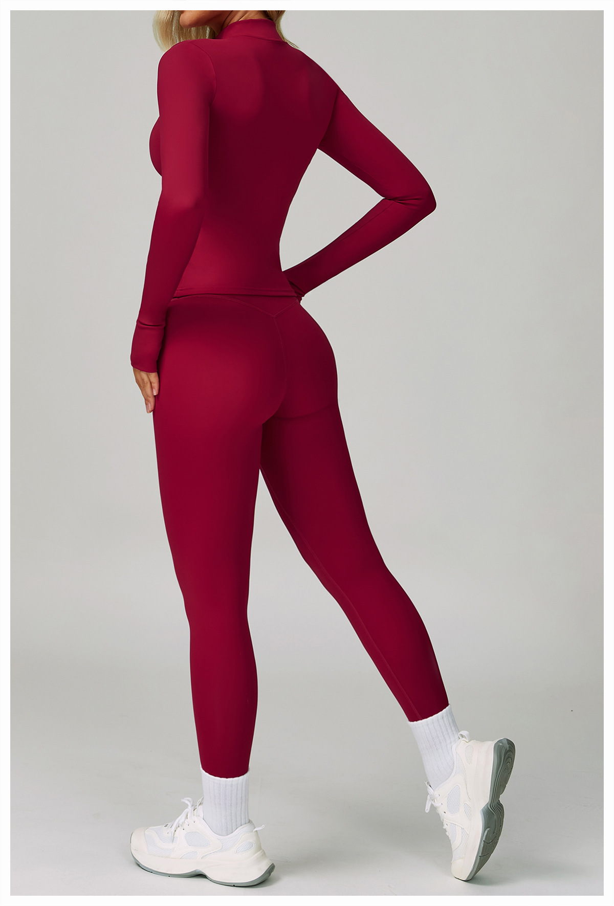 Zip-Up Running Jacket with a Slim Fit