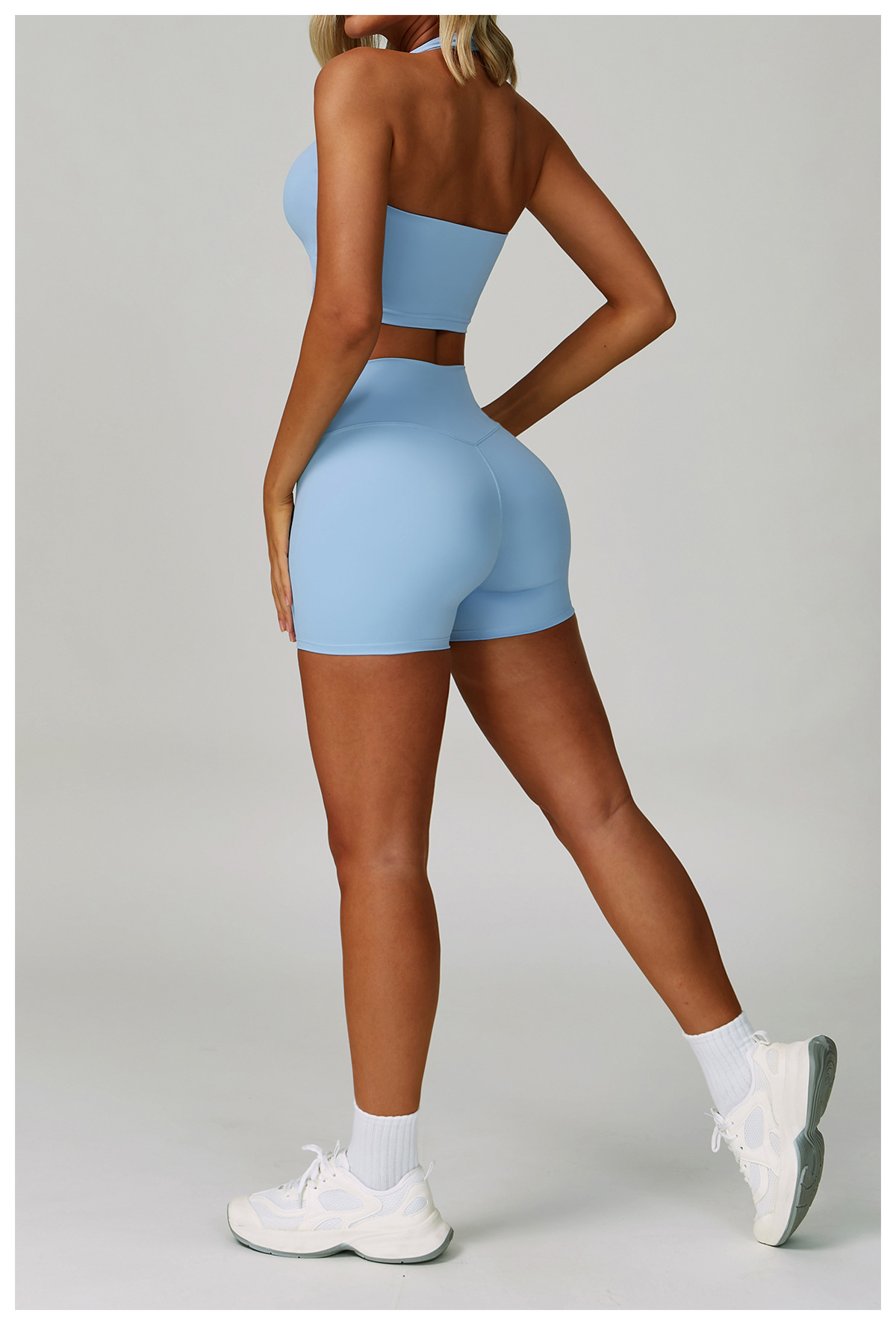 Ombreezy Halter Neck Breathable Sports Bra