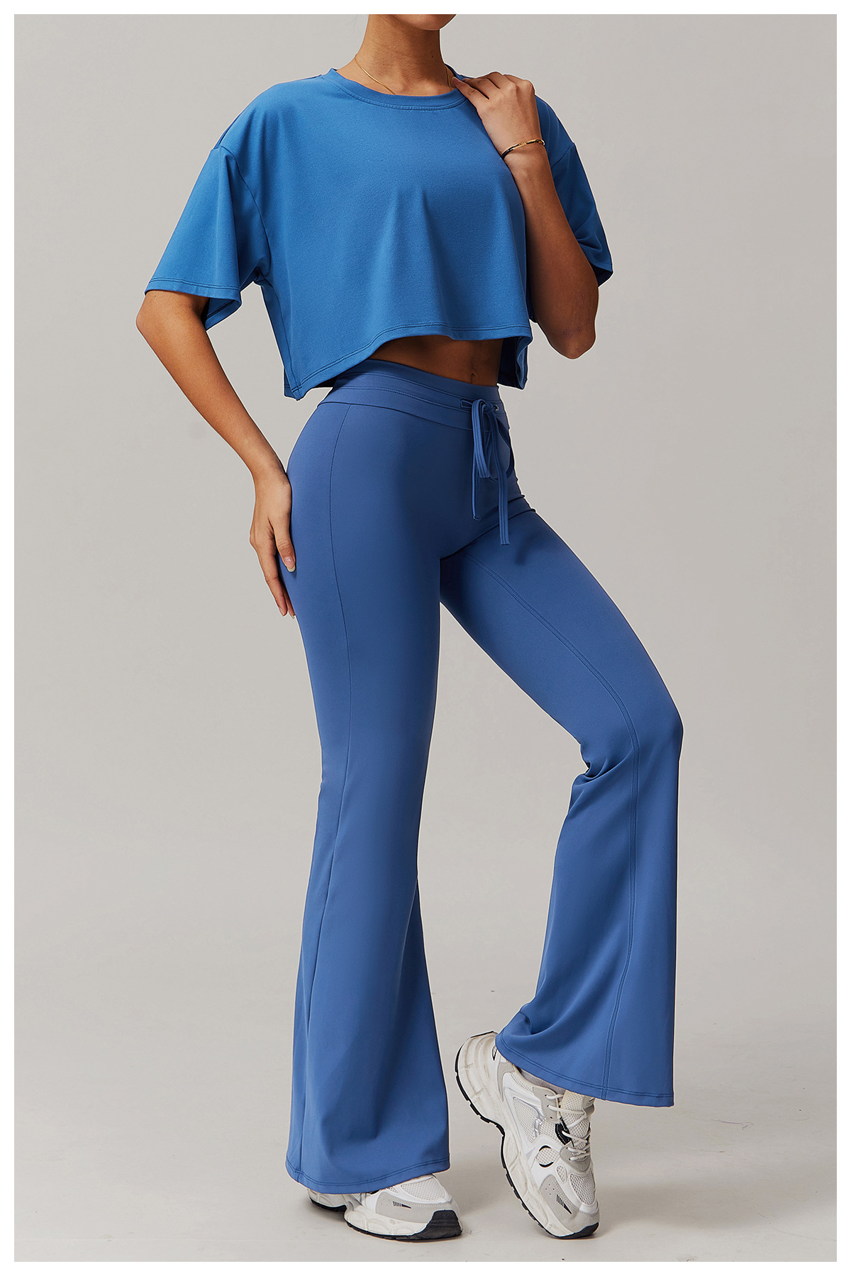 Ombreezy High-Waist Flared Yoga Trousers with Sculpting Fit"