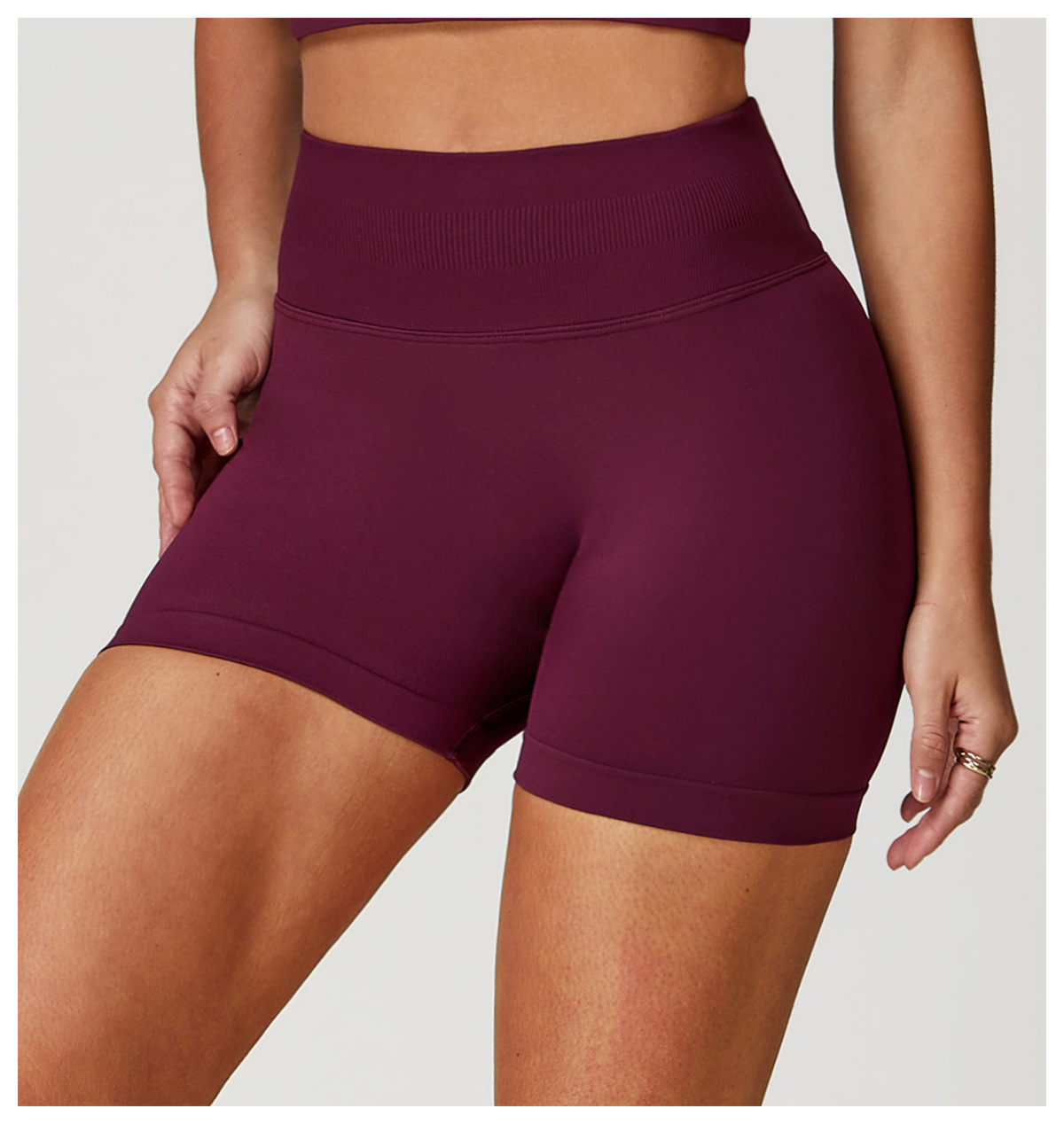 Ombreezy Seamless High-Waisted Yoga Shorts