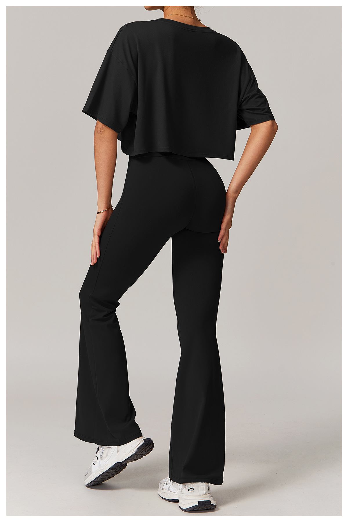 Ombreezy High-Waist Flared Yoga Trousers with Sculpting Fit"