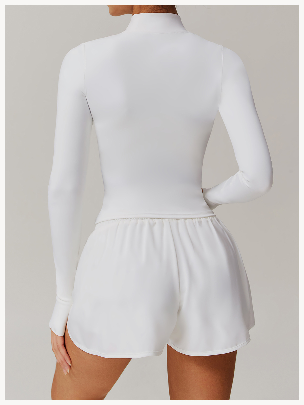 Zip-Up Running Jacket with a Slim Fit