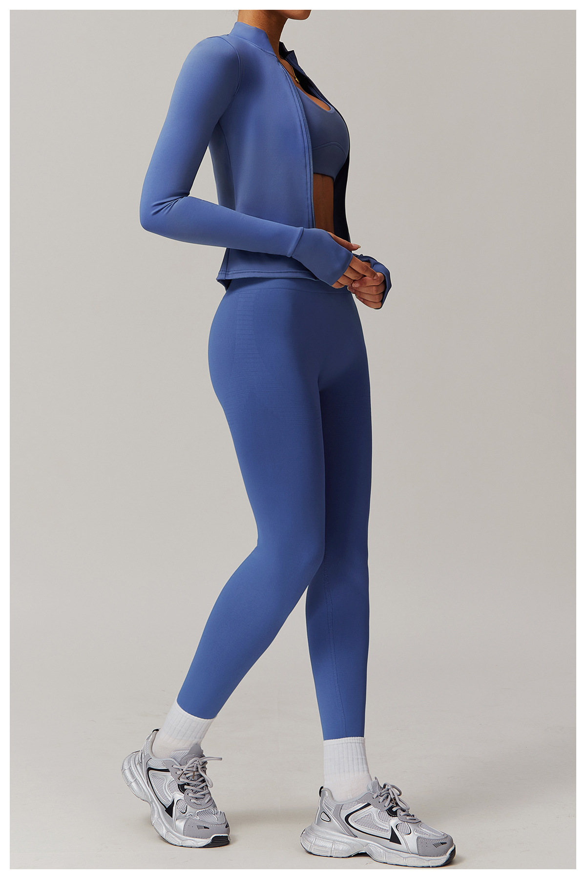 Zip-Up Running Jacket with a Slim Fit