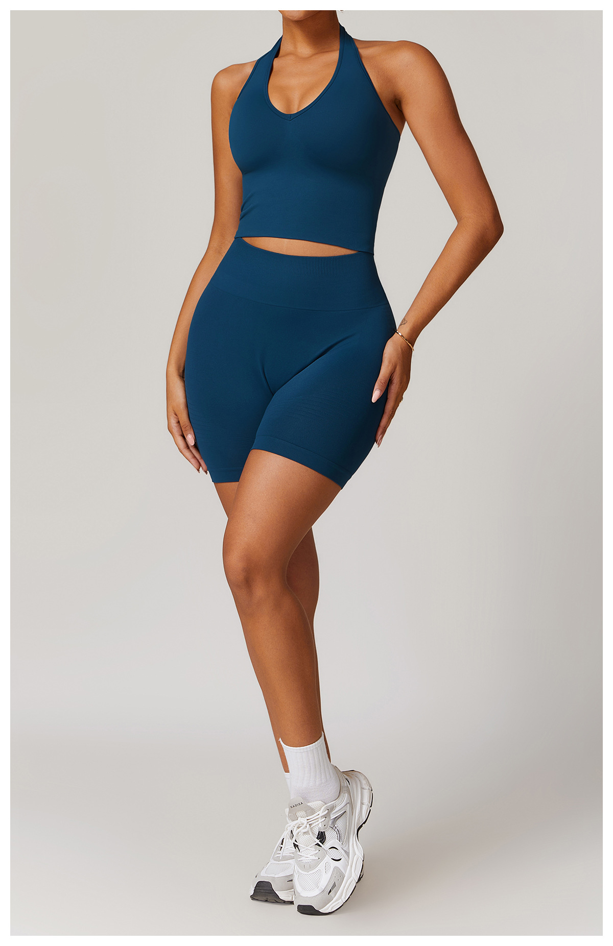 Ombreezy Breathable Halterneck Yoga Bra with Racerback Design