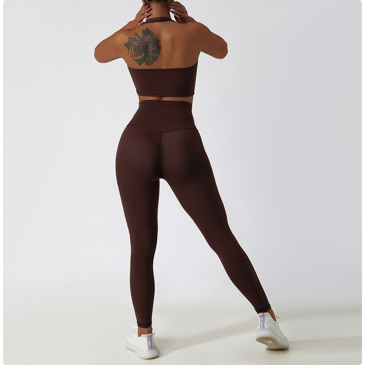 Ombreezy Halter Neck Breathable Sports Bra