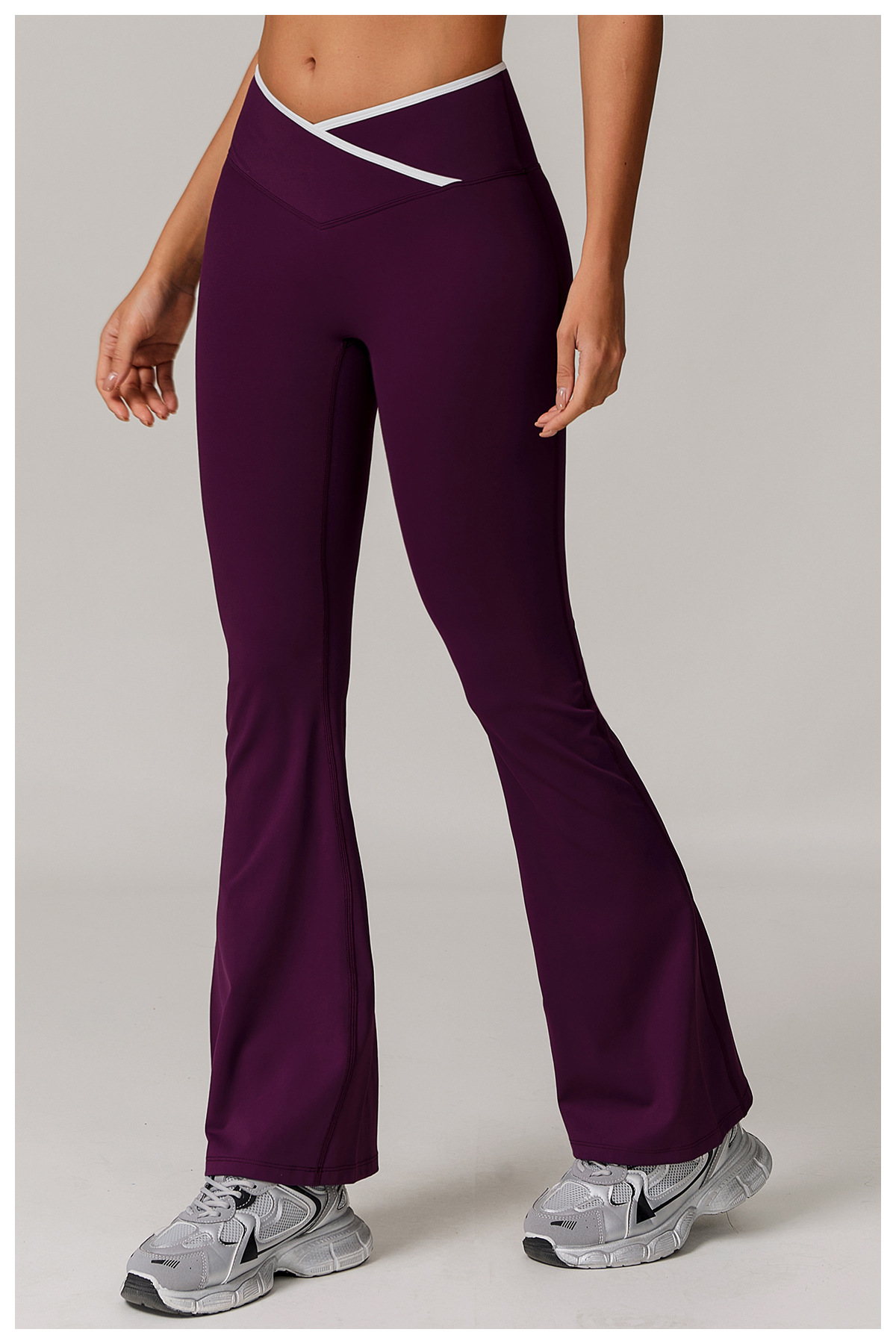 Ombreezy Slim-Fit Flared Yoga Leggings