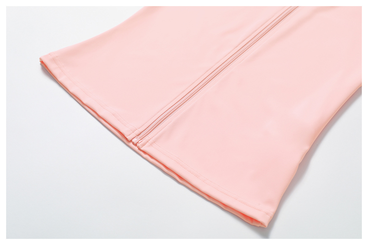 Zip-Up Running Jacket with a Slim Fit