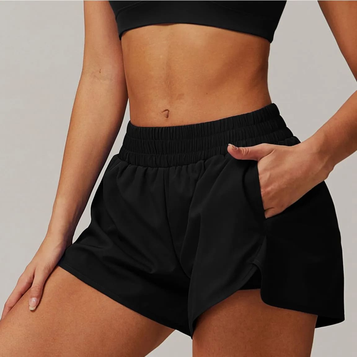 Omnbreezy Pocketed Quick-Dry Yoga Shorts 