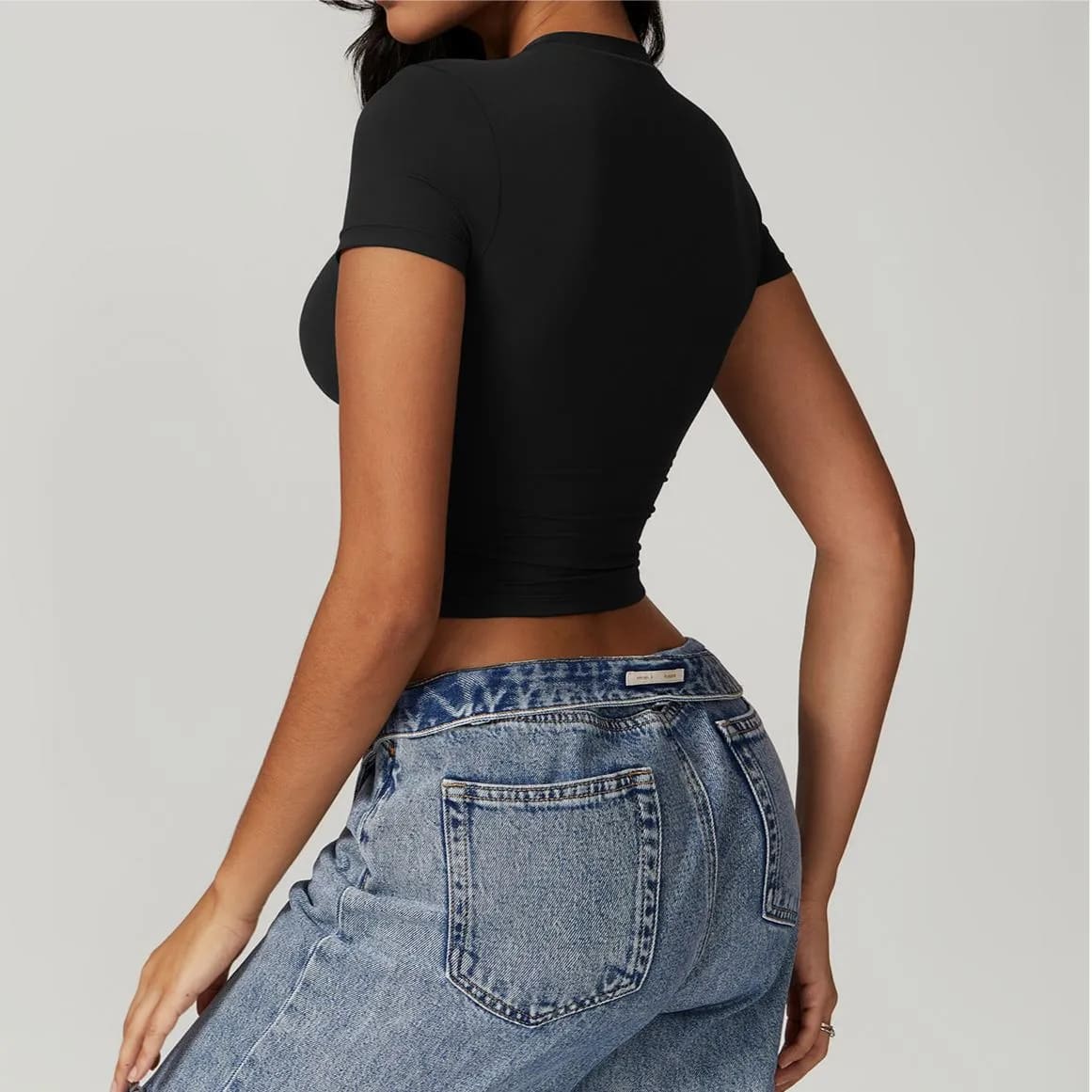 Ombreezy Versatile Slim-Fit Quick-Dry Training Tee