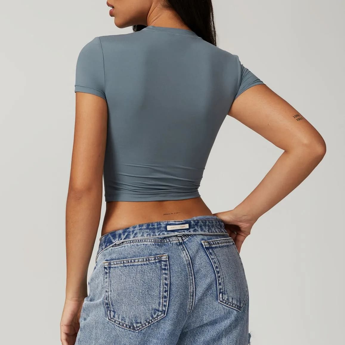 Ombreezy Versatile Slim-Fit Quick-Dry Training Tee