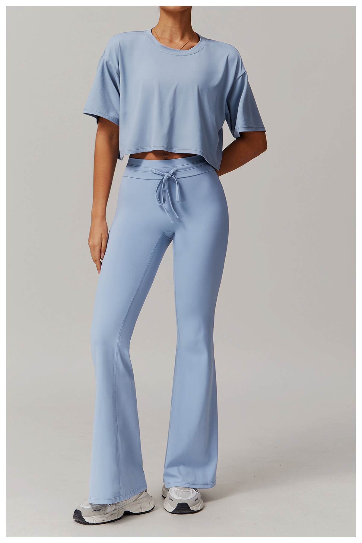 Ombreezy High-Waist Flared Yoga Trousers with Sculpting Fit"