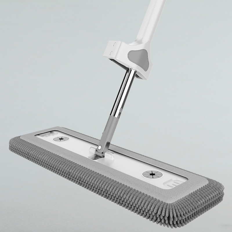 Hands-free chenille flat mop