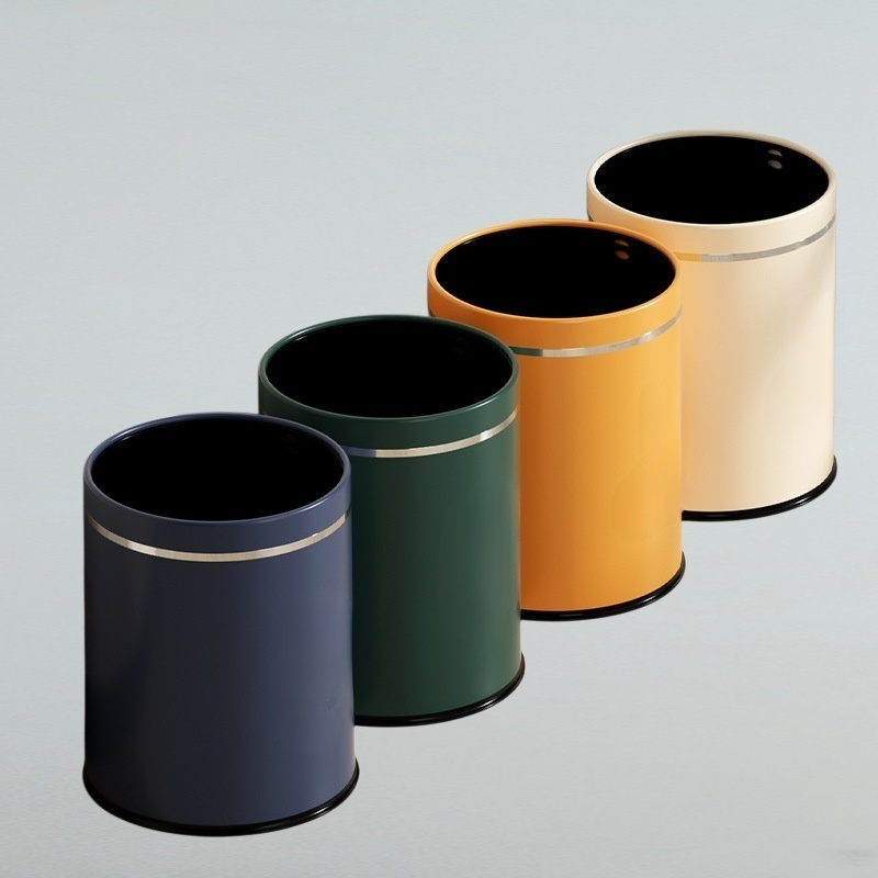 Large capacity household trash can