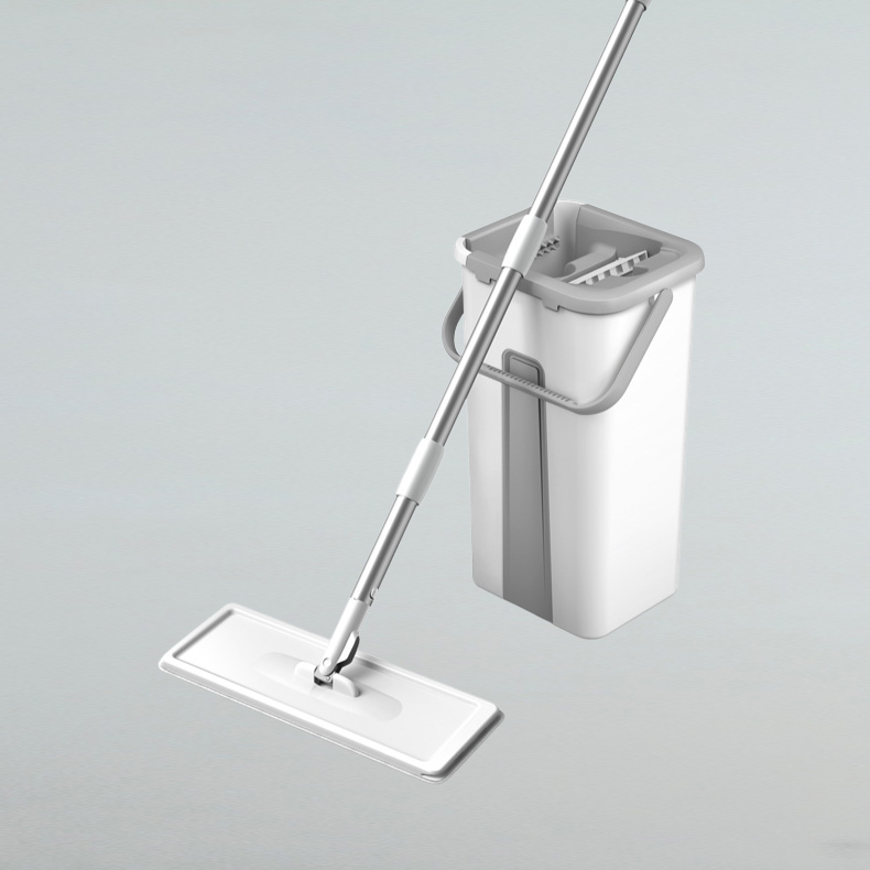 Hands-free wet and dry mop