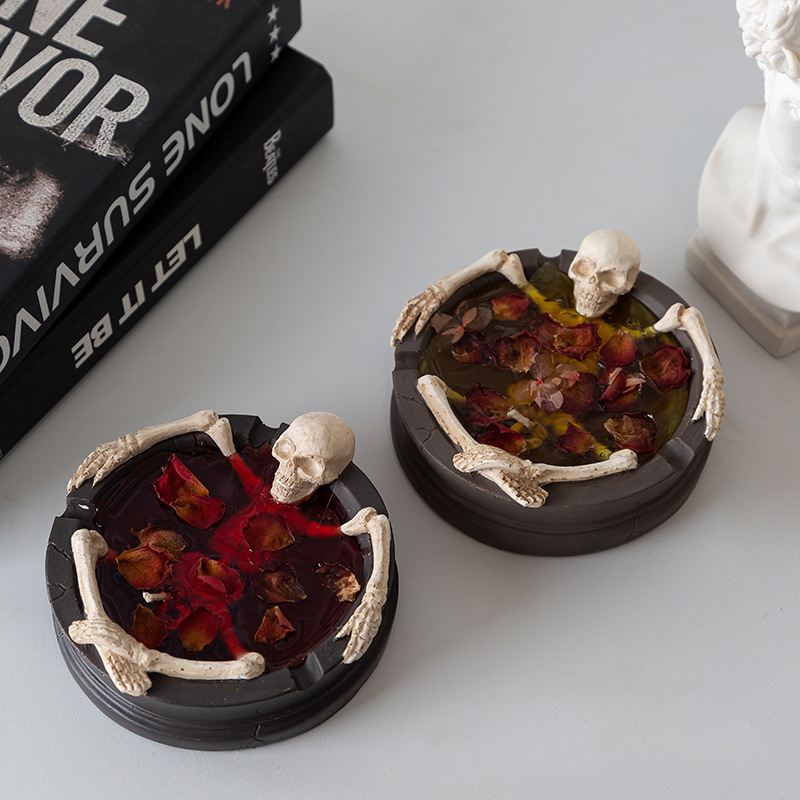 Halloween Bloody Skeleton Scented Candle – Rose Aroma Horror Bath Decor, Spooky Creative Gift for Home & Table