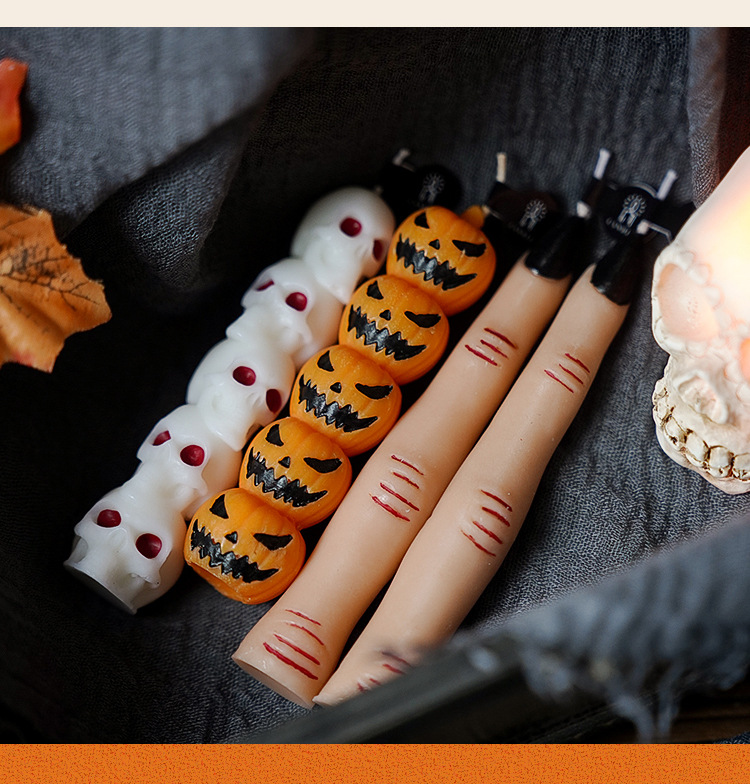 Halloween Hand Pumpkin Skull Scented Candle – Spooky Christmas Gift & Horror Party Decoration