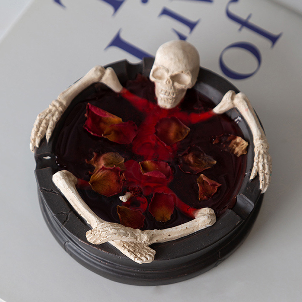 Halloween Bloody Skeleton Scented Candle – Rose Aroma Horror Bath Decor, Spooky Creative Gift for Home & Table